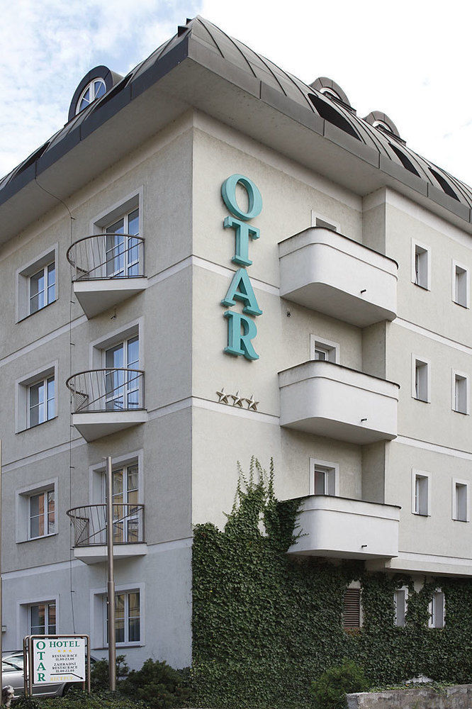 Otar מלון
